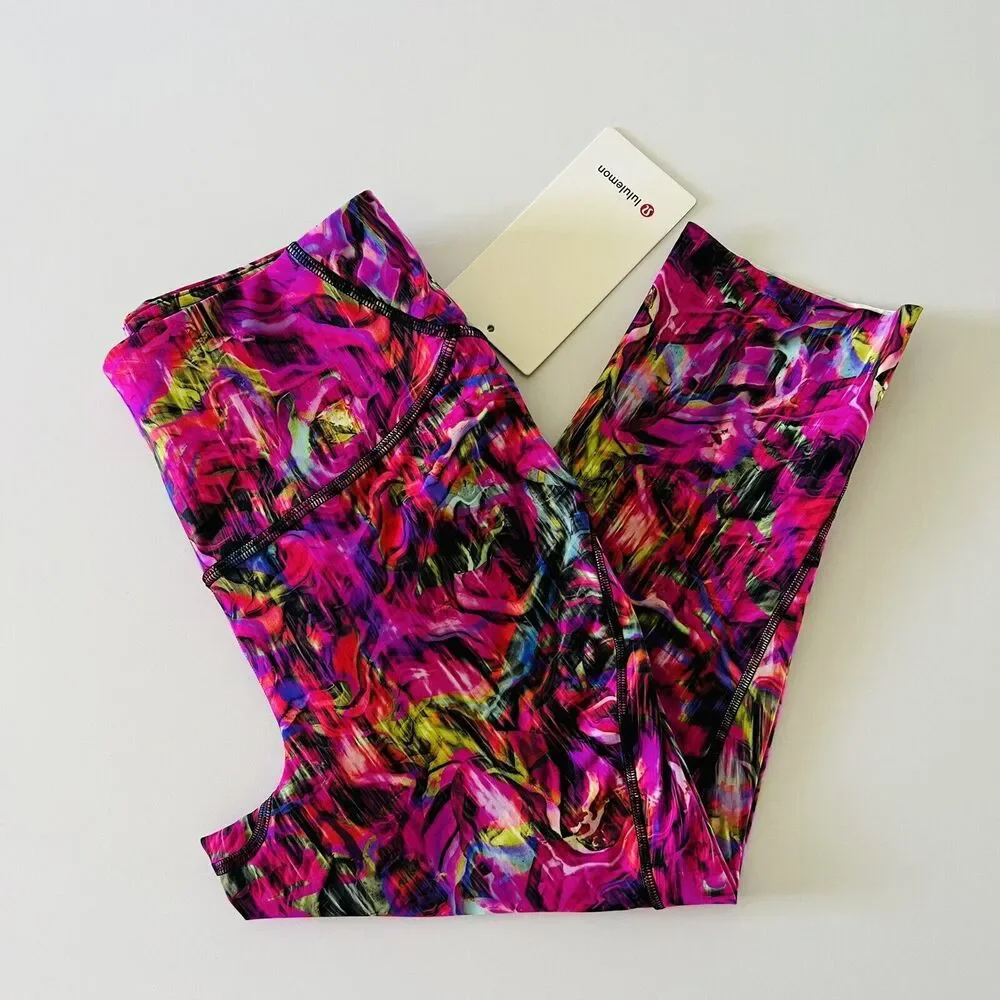 LULULEMON ATHLETICA Hyper Flow Pink Multi Base Pace HR Crop 17